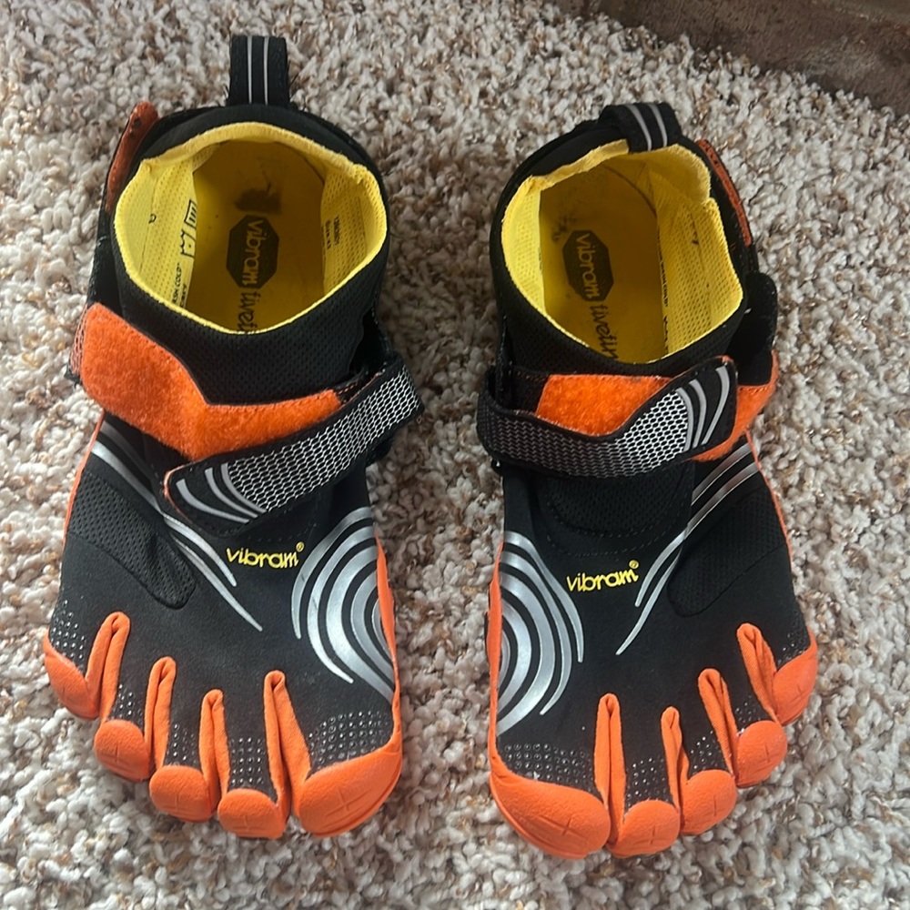Vibram water "toe" shoes